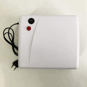 Лампа для маникюра с таймером ZH-818. Цвет: белый